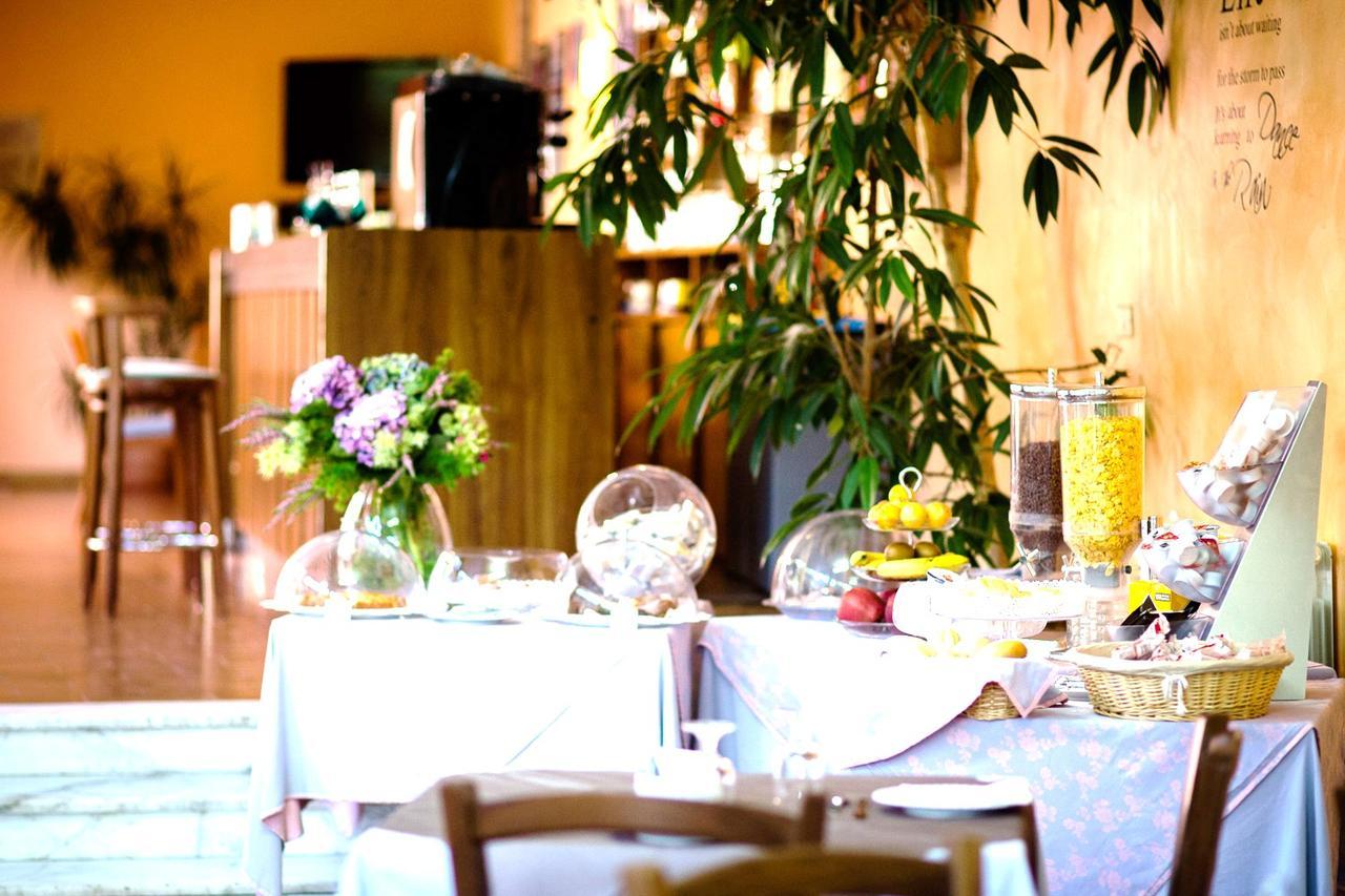 Hotel Villa Flora Больяско Экстерьер фото