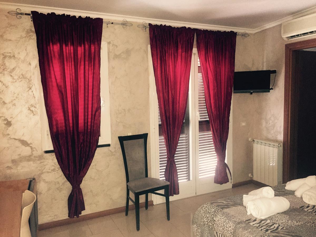 Hotel Villa Flora Больяско Экстерьер фото
